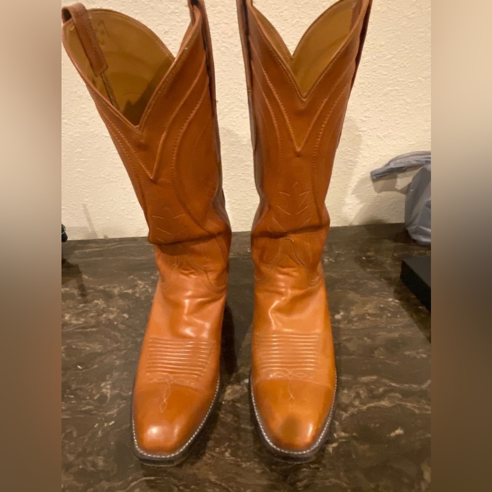 Lucchese Classic Brown Leather Cowboy Boots